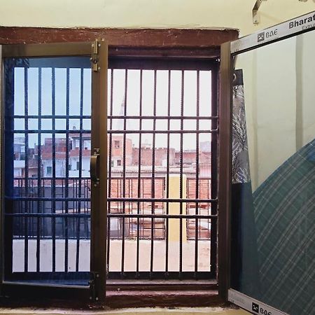 Ramlala Paying Guest House Stay Just 100M From Saryu Ghat, Ayodhya Buitenkant foto